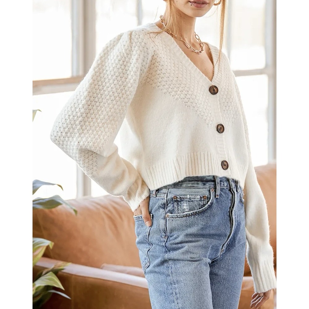 Lulus Warming Up to You Off White Knit Cropped‎ Cardigan Sweater Women Sz M NWOT